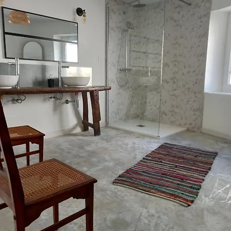 House Between Nimes And Ales Appartamento
